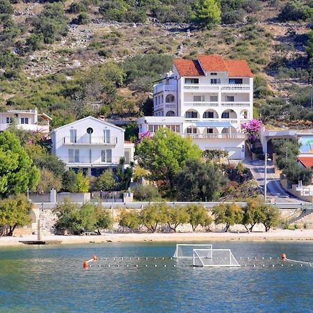 Apartments By The Sea Marina, Trogir - 9035 Exteriör bild